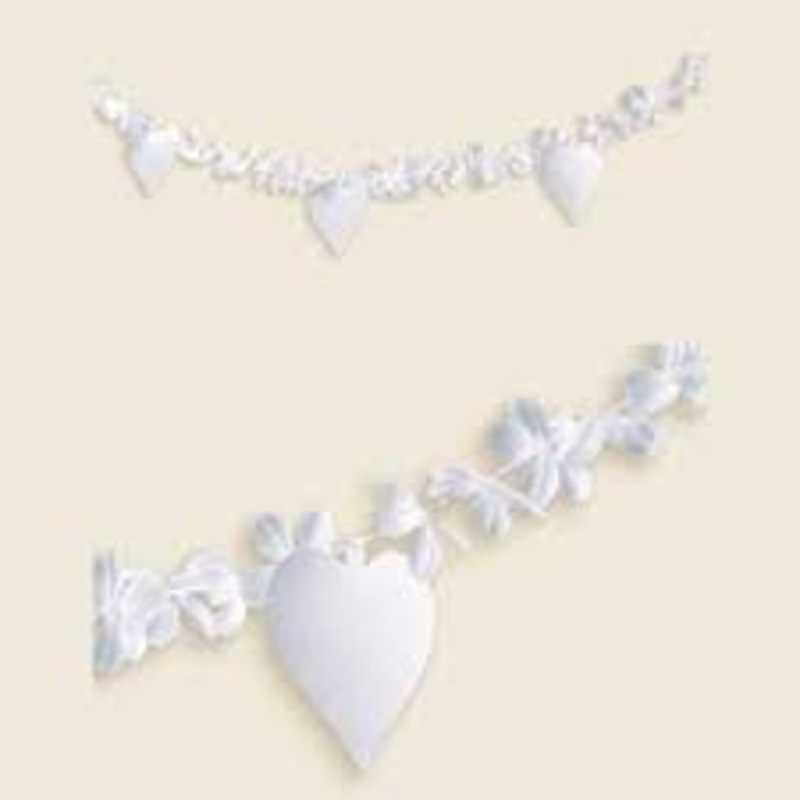 Flowers & Heart Garland - 4.57m