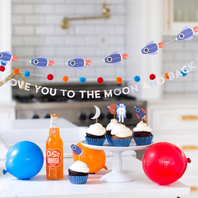 To The Moon Mini Banner Set