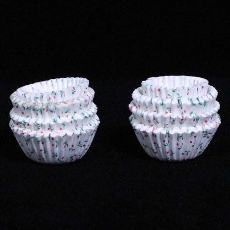 Medium Floral Cupcake Holders | 100 Count