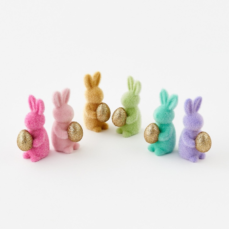Flocked Bunny w/Gold Egg PVC, 6"