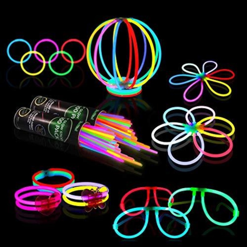 Glow Sticks Bulk Party Supplies 100 Piece Glow in The Dark Halloween Party Favors Pack for Kids/Adults