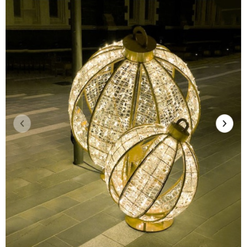 Ball 3D Outdoor Light 155cm