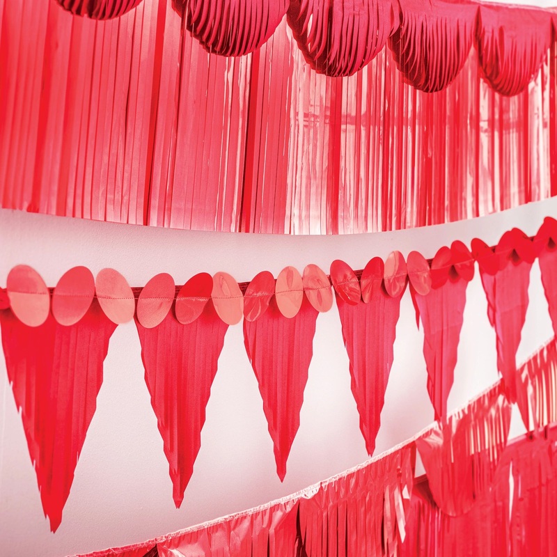 Multi Shape Fringe Banner Kit - Apple Red