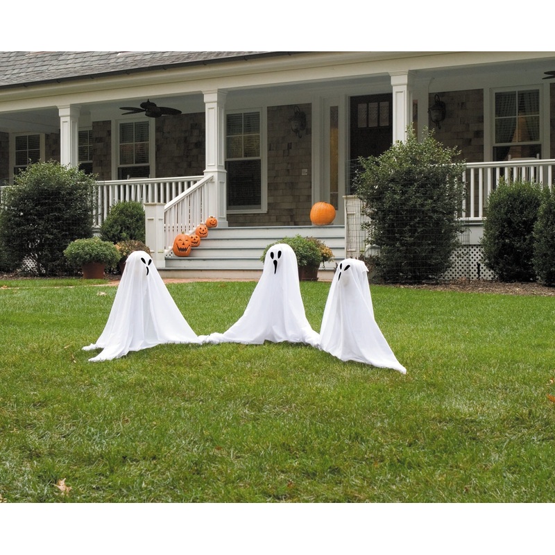 Ghostly Group Decorations
