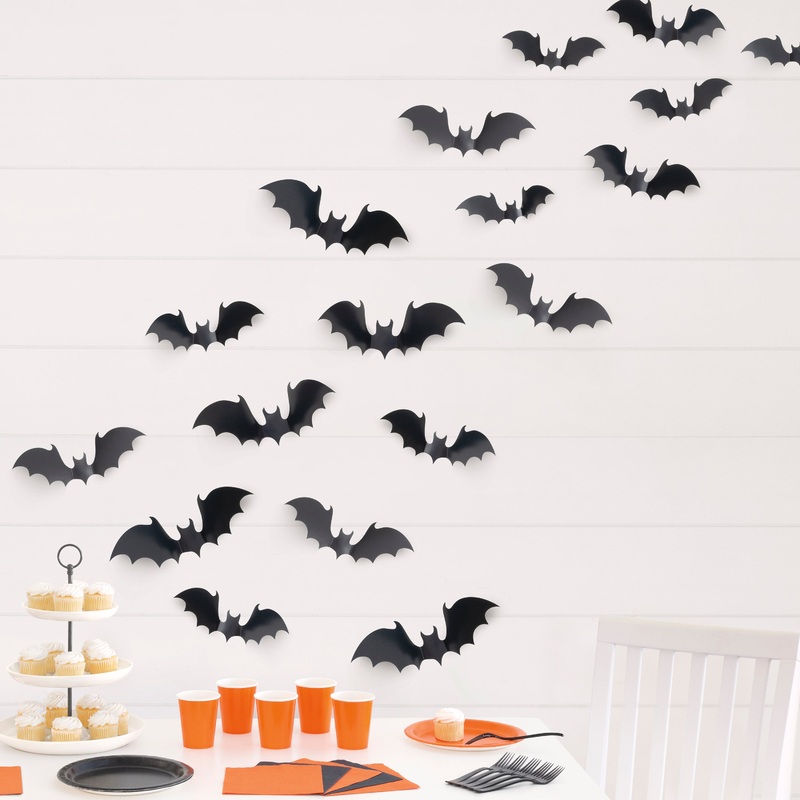 Flying Bat Wall Decorations Kit