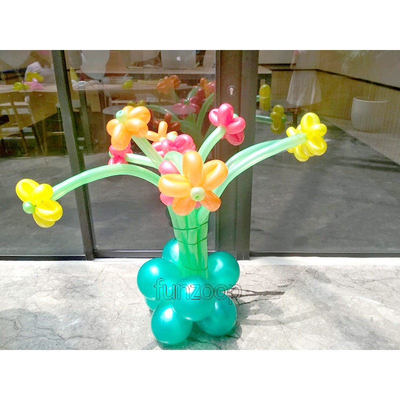 Balloons Shaped in Flower Centerpiece [ CC32 ]