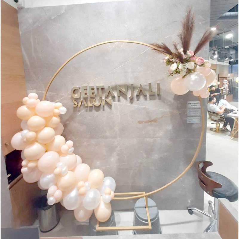 Elegant Decor for a Saloon [ CD08 ]