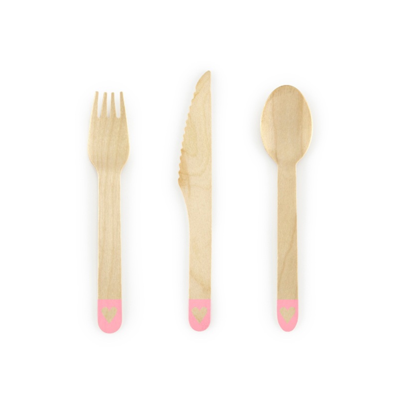 LIGHT PINK HEART WOODEN CUTLERY SET