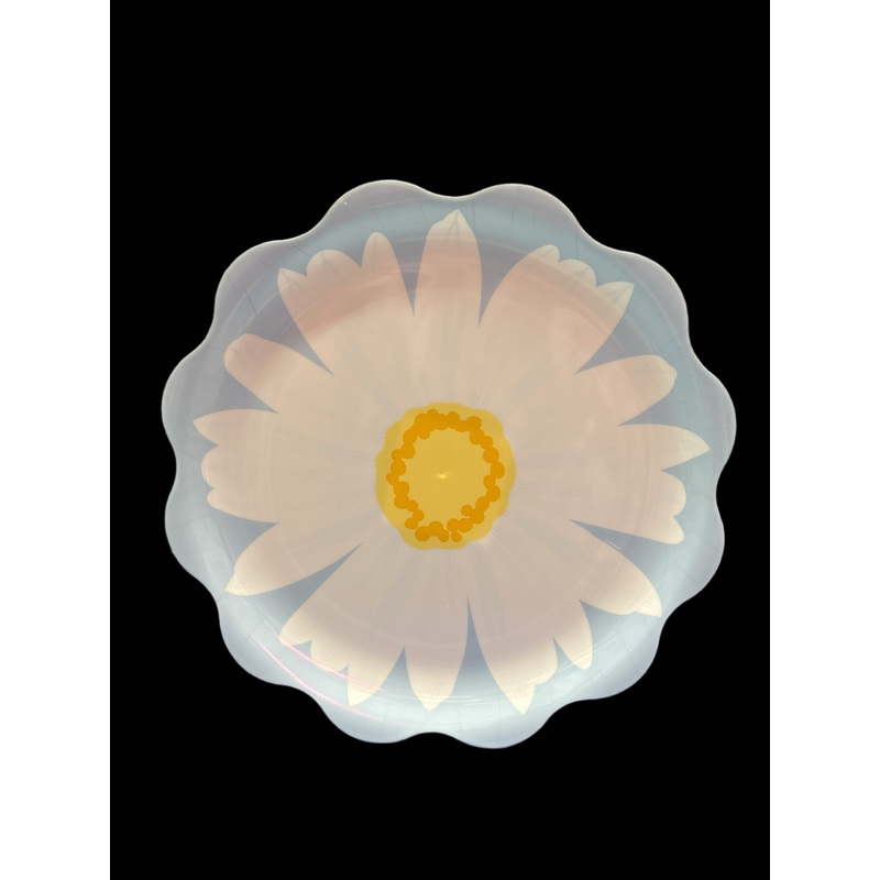 14" Daisy Plastic Serving Tray